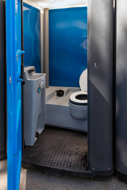 Best Porta potty rental near me  in Carthage, TN
